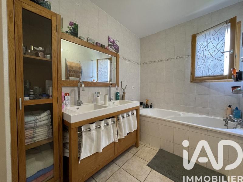 Maison - 165 m² - 7 pièces