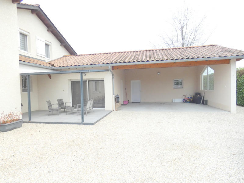 Maison de village - 205 m² - 5 pièces