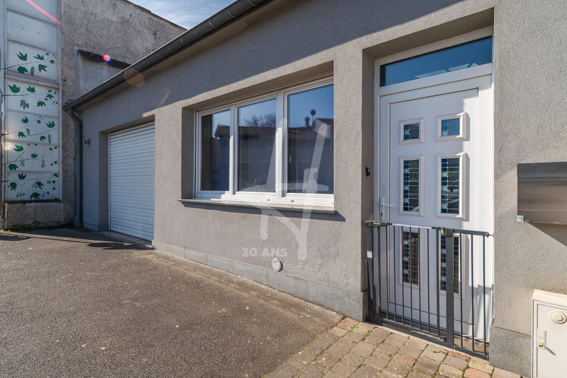 Loft - 85 m² - 4 pièces