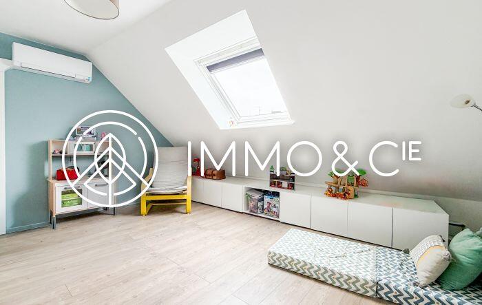 Maison - 95 m² - 4 pièces