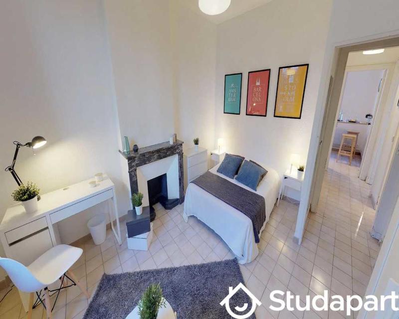 Chambre - 60 m² - 1 pièce