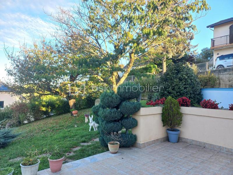 Maison traditionnelle - 135 m² - 7 pièces