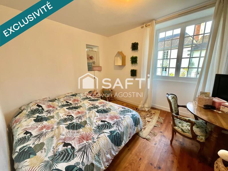 Maison - 215 m² - 8 pièces