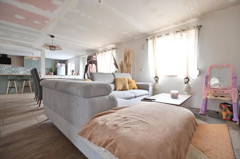 Maison - 82 m² - 3 pièces