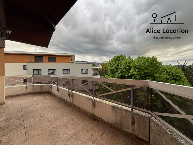 Appartement - 64 m² - 3 pièces