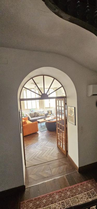 Hôtel particulier - 240 m² - 5 pièces