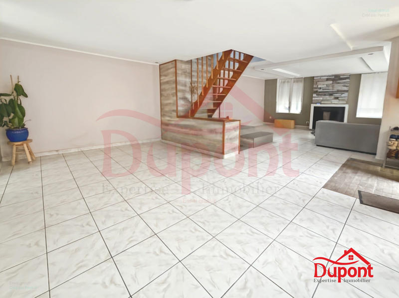 Maison - 97 m² - 5 pièces