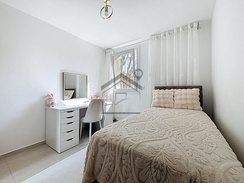 Appartement - 72 m² - 4 pièces