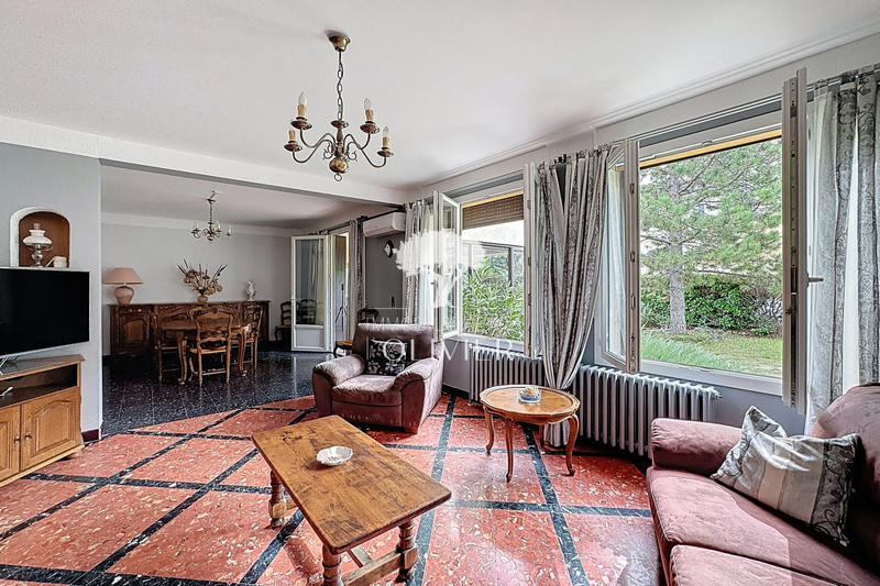 Maison - 136 m² - 5 pièces