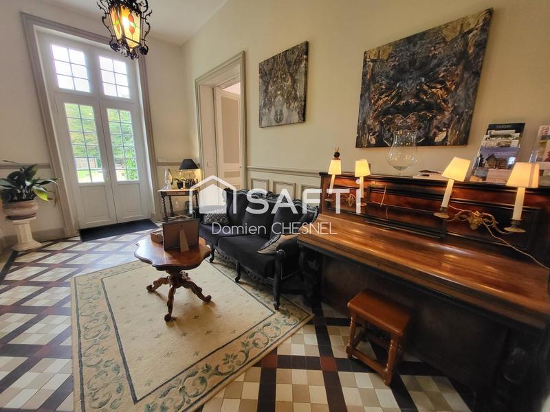 Propriété - 400 m² - 15 pièces