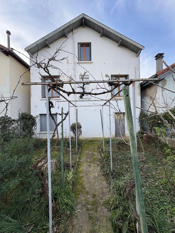 Maison - 84 m² - 4 pièces