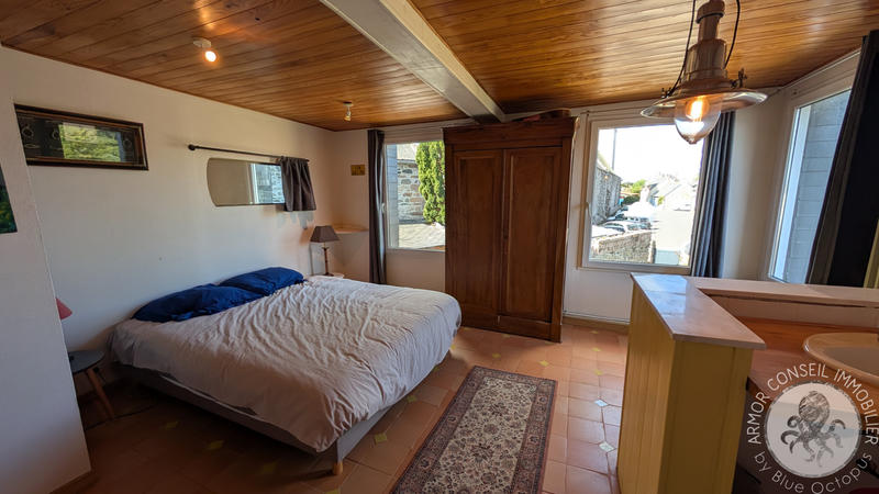 Maison - 281 m² - 10 pièces