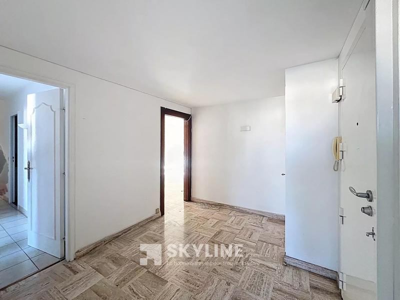 Appartement - 93 m² - 4 pièces