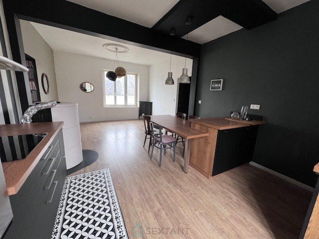 Maison - 118 m² - 7 pièces