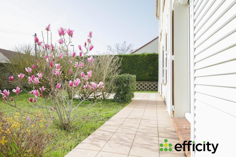 Pavillon - 147 m² - 8 pièces