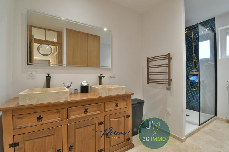 Maison ancienne - 142 m² - 7 pièces