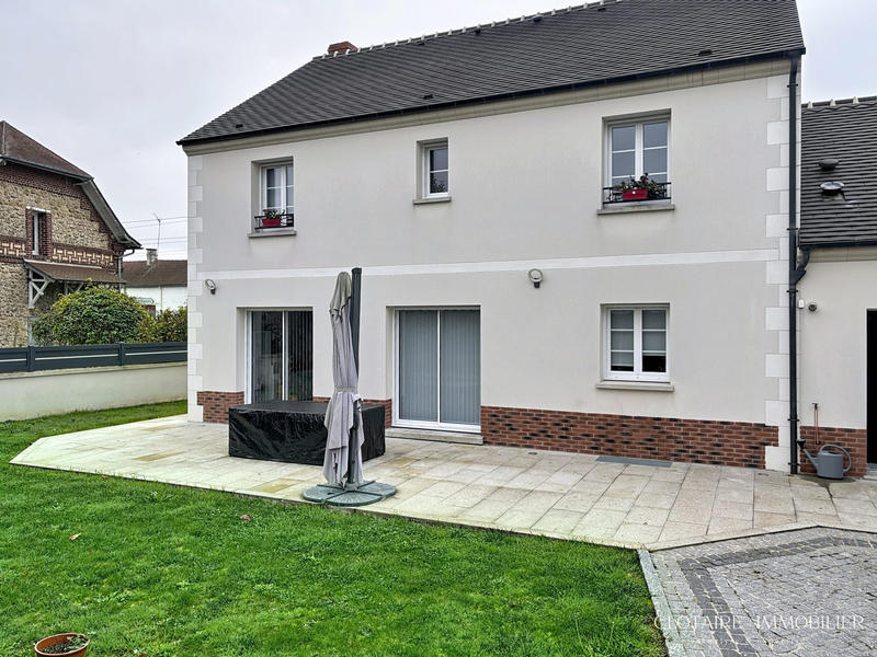 Maison - 155 m² - 7 pièces