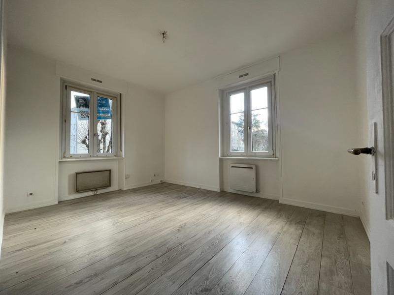 Appartement ancien - 59 m² - 3 pièces