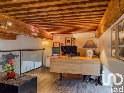 Maison - 213 m² - 8 pièces