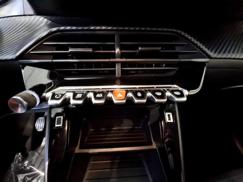 Peugeot 208 affaire Bluehdi 100 Ss Bvm6 Premium