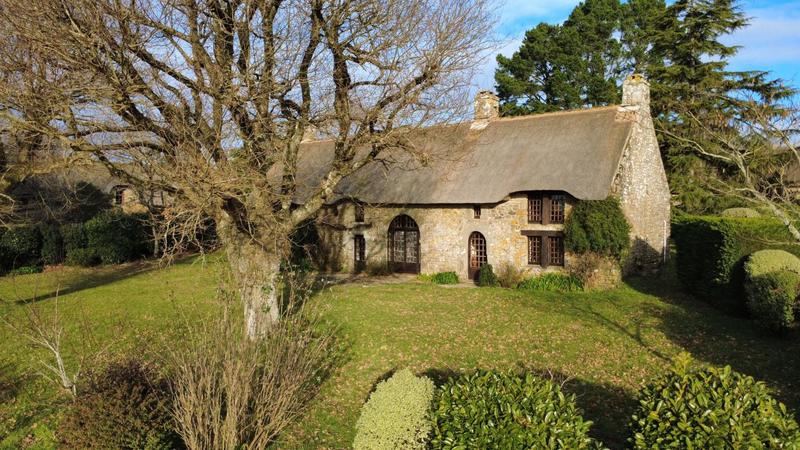 Maison - 142 m² - 8 pièces