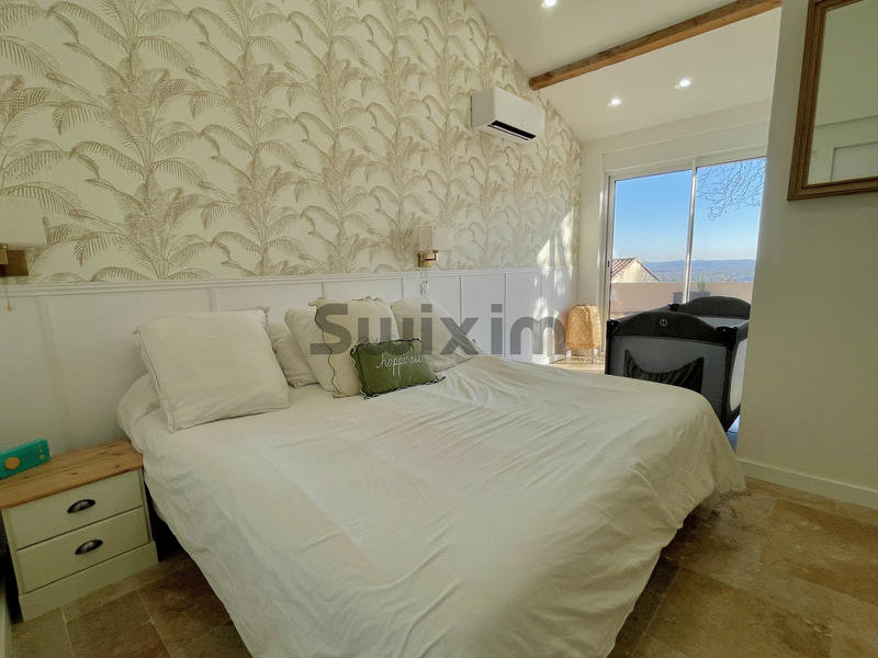 Villa - 130 m² - 5 pièces