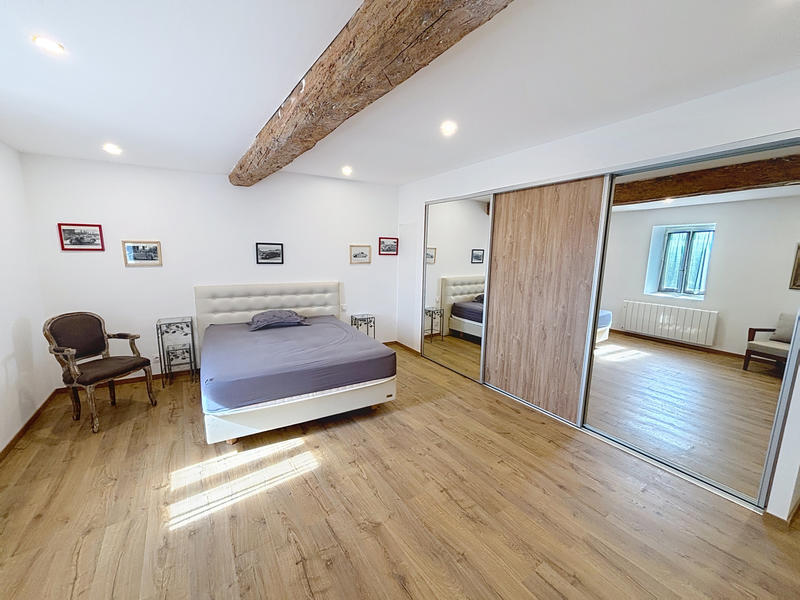 Maison de village - 170 m² - 6 pièces