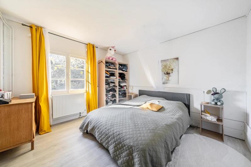 Maison en pierre - 80 m² - 6 pièces