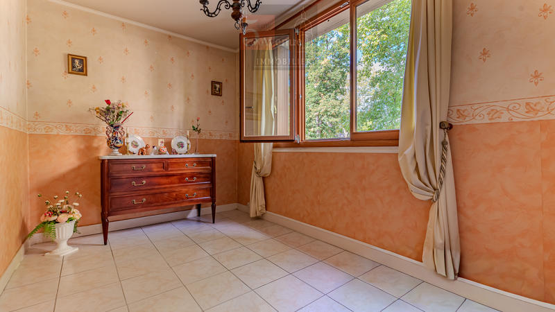 Appartement - 84 m² - 4 pièces