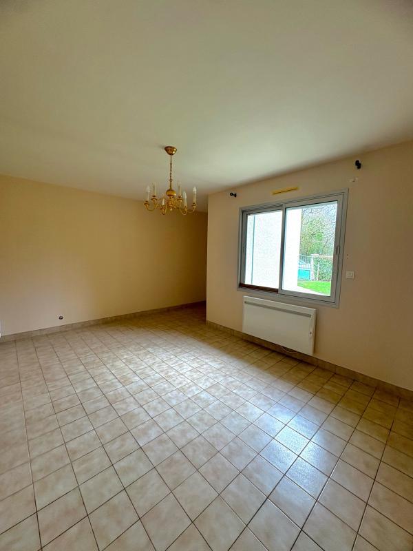 Maison - 213 m² - 5 pièces