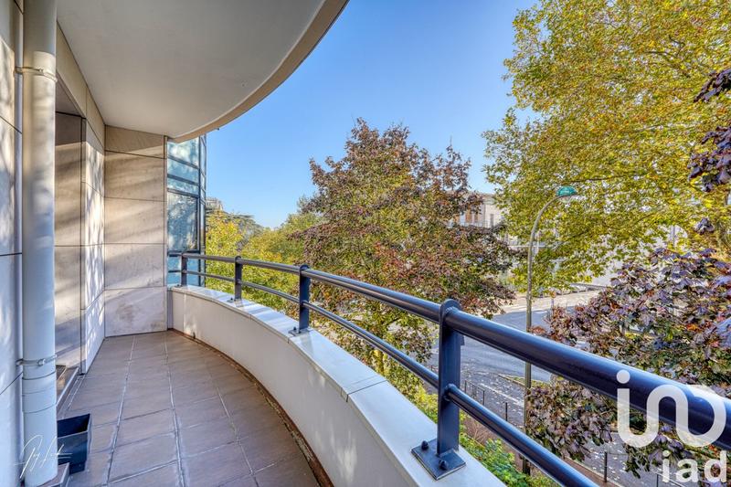 Appartement - 100 m² - 5 pièces