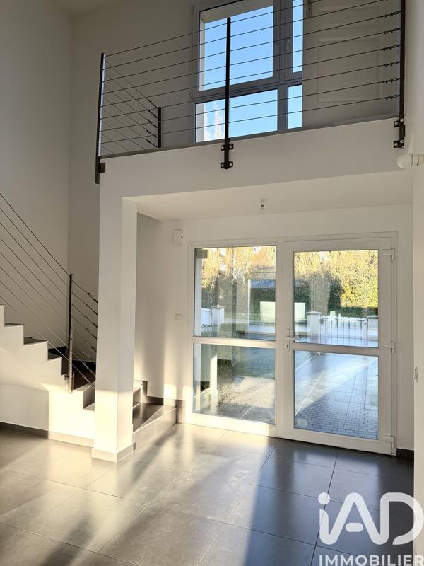 Maison - 208 m² - 6 pièces