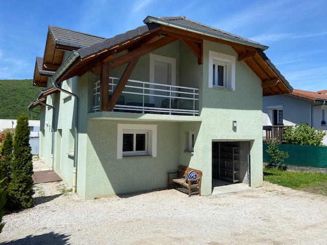 Maison - 160 m² - 4 pièces