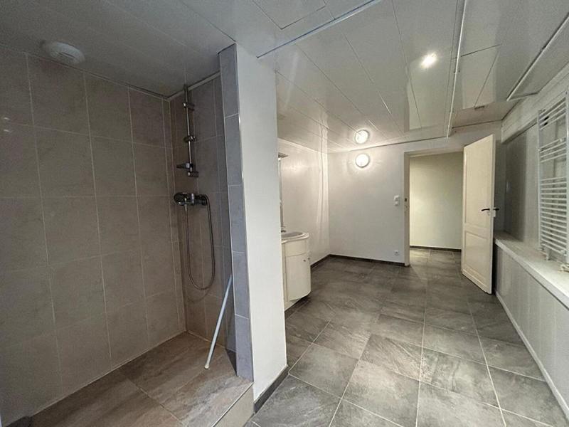 Maison - 201 m² - 7 pièces