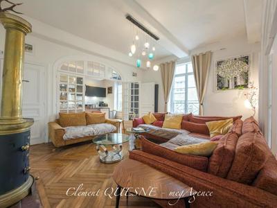 Appartement - 194 m² - 6 pièces