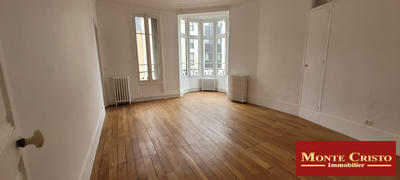 Appartement - 141 m² - 5 pièces