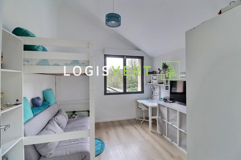 Maison - 165 m² - 6 pièces