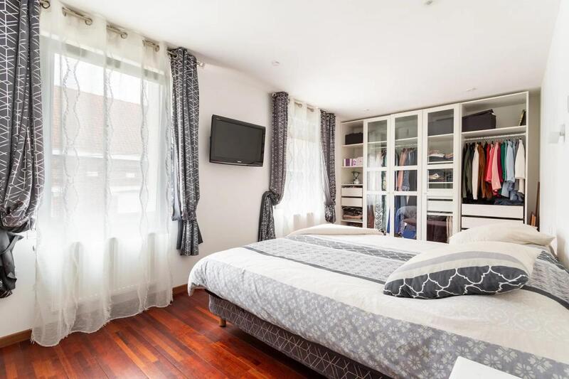 Maison - 150 m² - 8 pièces