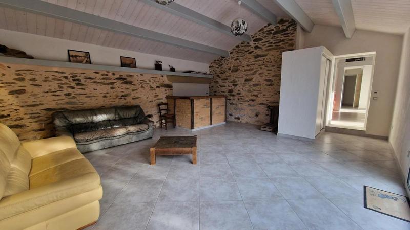 Maison - 186 m² - 5 pièces