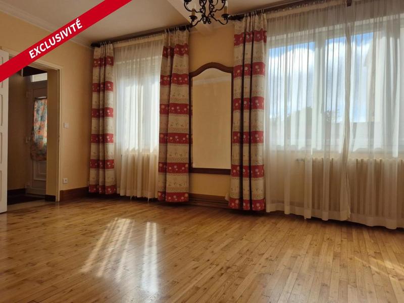 Maison - 121 m² - 6 pièces