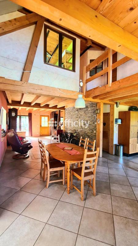 Maison - 195 m² - 5 pièces