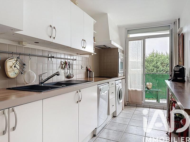 Appartement - 77 m² - 4 pièces