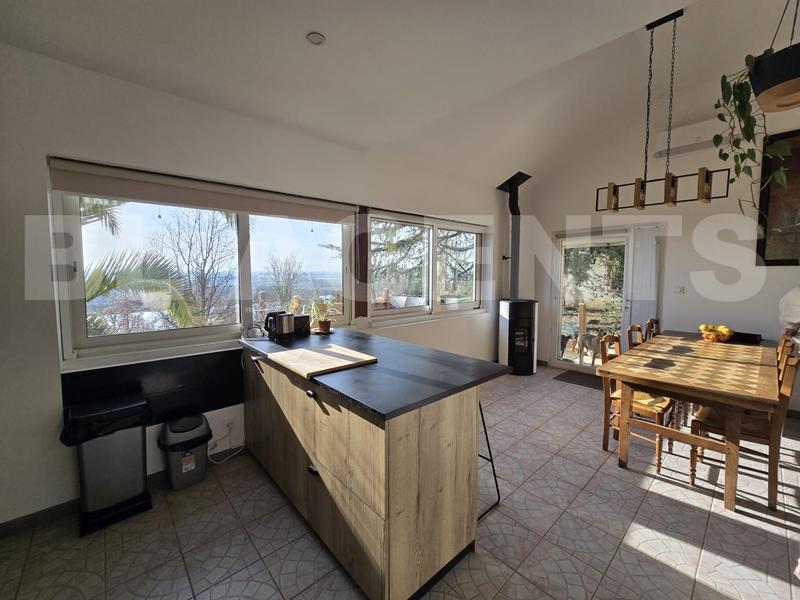 Maison - 109 m² - 4 pièces