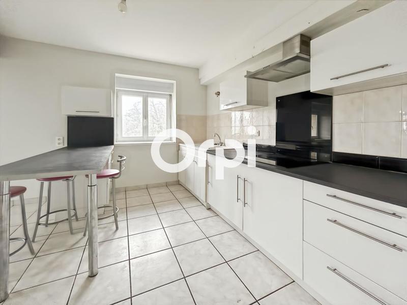 Appartement - 75 m² - 3 pièces