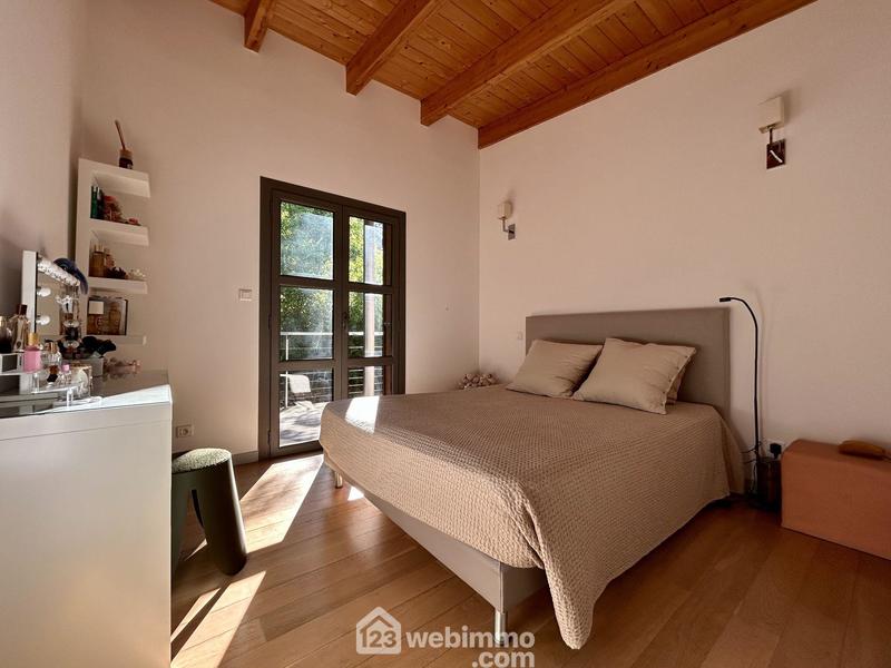 Maison - 175 m² - 4 pièces