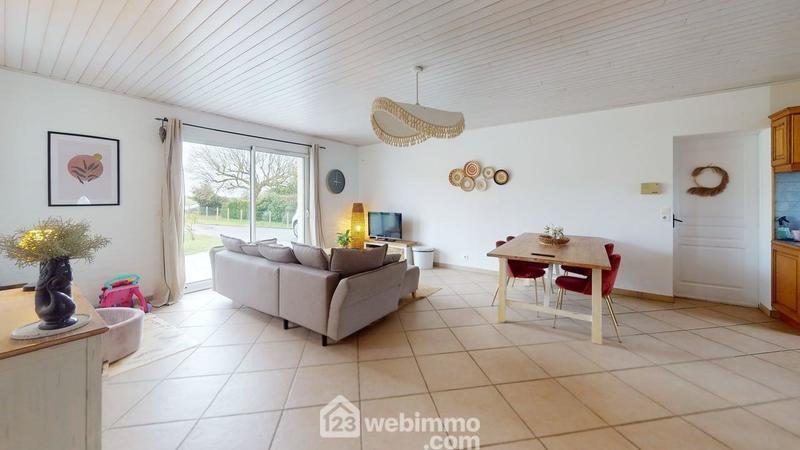 Maison - 89 m² - 6 pièces