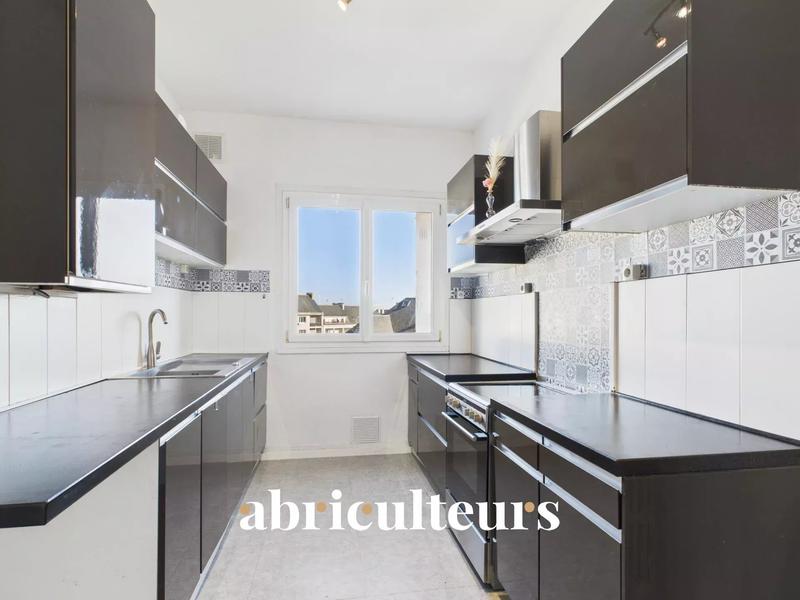 Appartement - 70 m² - 4 pièces