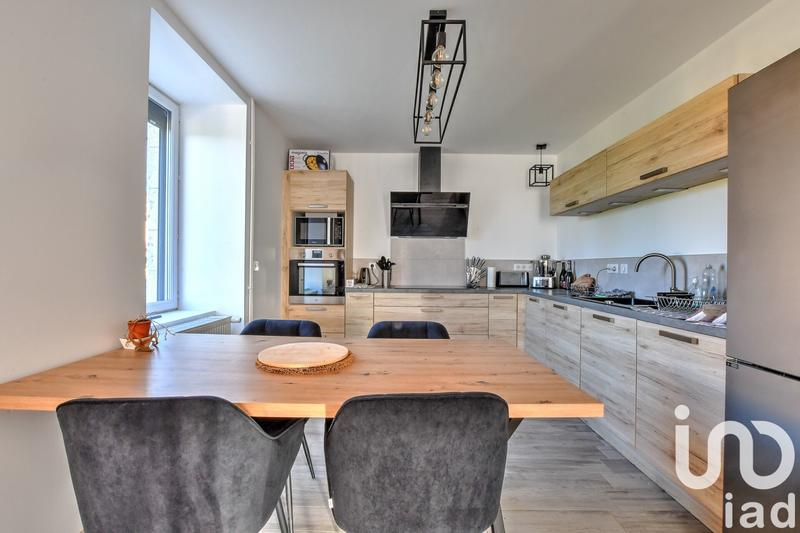 Maison - 108 m² - 5 pièces