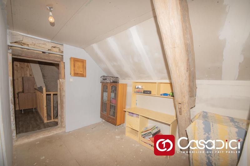 Maison - 101 m² - 5 pièces