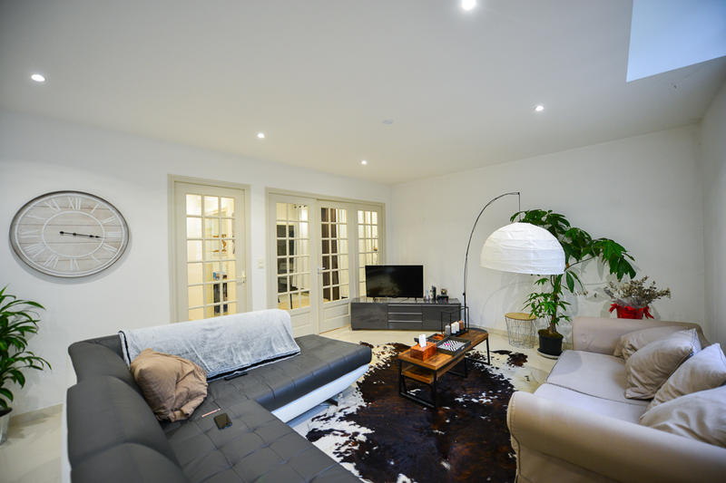 Appartement - 98 m² - 4 pièces